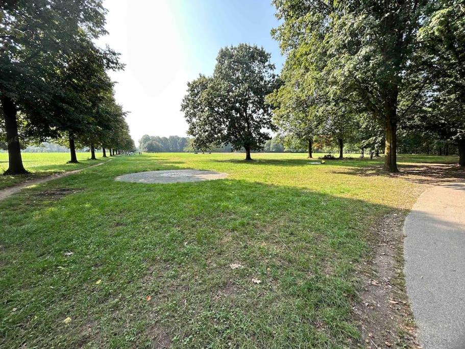 Oasi A Due Passi Dal Parco Nord Milano Apartment Bresso Exterior photo